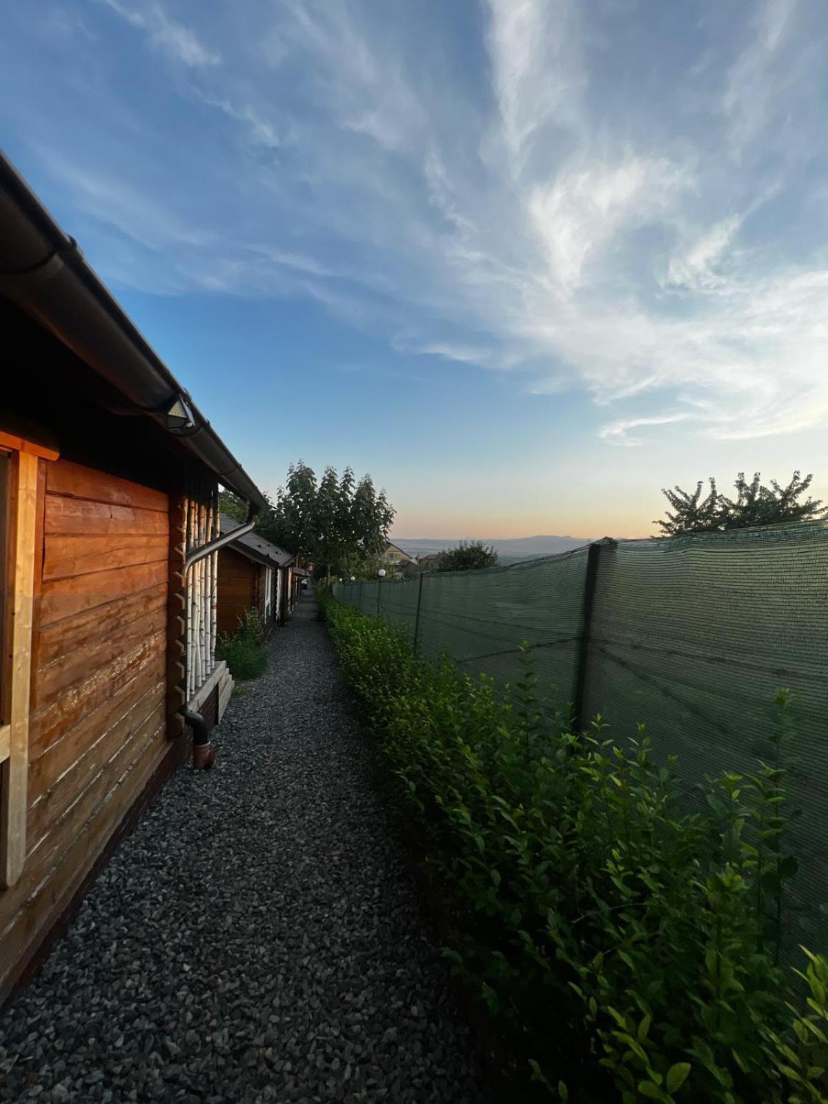 Zenyt Home ทูร์ดา ภายนอก รูปภาพ